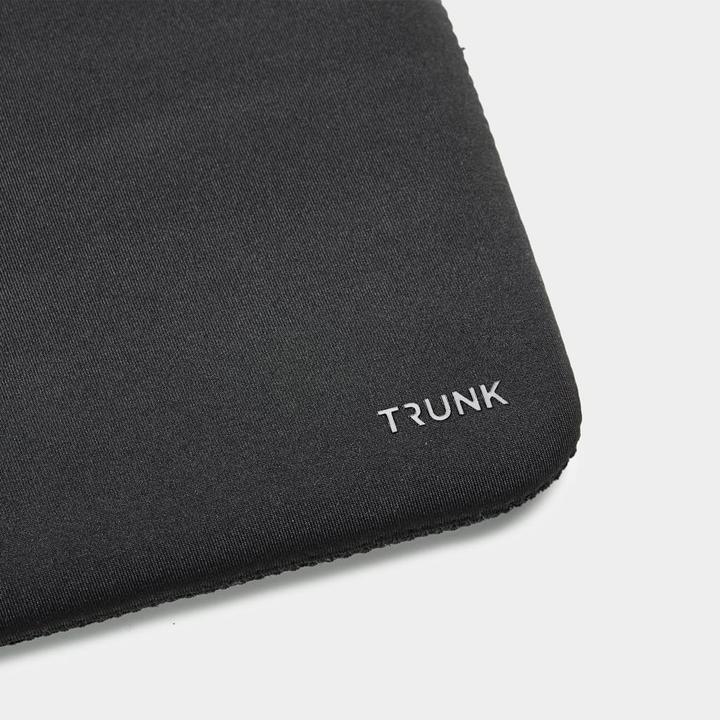 Actual product image Trunk Neoprene cover (16", Apple)