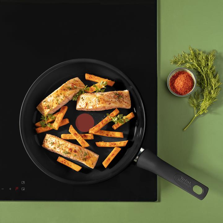 Produktbild Tefal Pfannenset + Topfset / Bratpfanne Renew Black On 24cm + 28cm (24 cm, Bratpfanne, Pfannenset + Topfset, Aluminiumguss, Keramik)