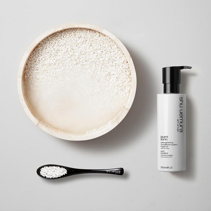 Produktbild Shu Uemura Izumi Tonic Stärkender Conditioner (250 ml)
