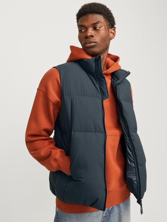 Actual product image Jack & Jones Jorvesterbro Bodywarmer Aw24 Sn (S)