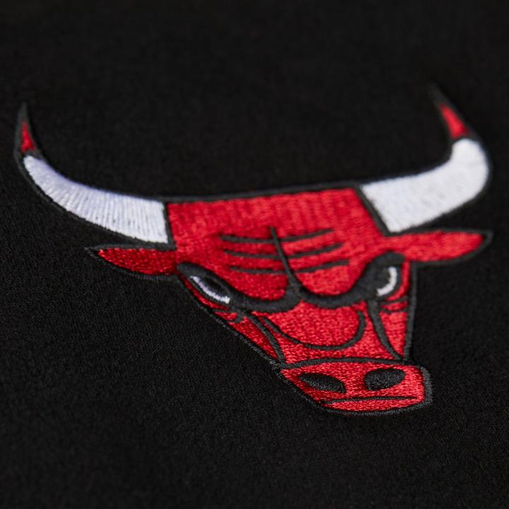 Actual product image Mitchell & Ness Coaches Jacke - VARSITY Chicago Bulls - S (S)