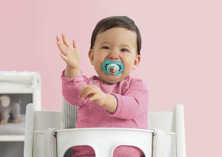 Actual product image MAM Day & Night Nuggi Silikon 6-16 Monate 2x Original 1x Night (1 x, 6 - 16 M.)