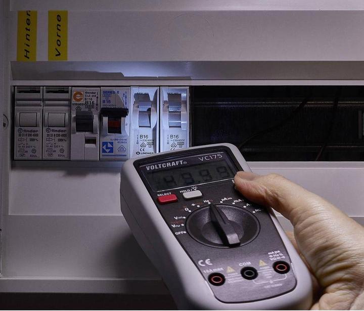 Produktbild Voltcraft Digital-Multimeter (CAT III 600V)