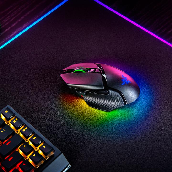 Actual product image Razer Basilisk V3 Pro (Wireless, Cable)