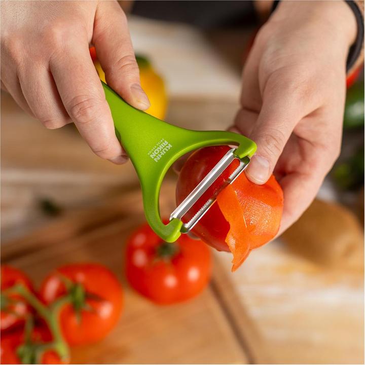 Actual product image Kuhn Rikon Peeler piranha serrated green