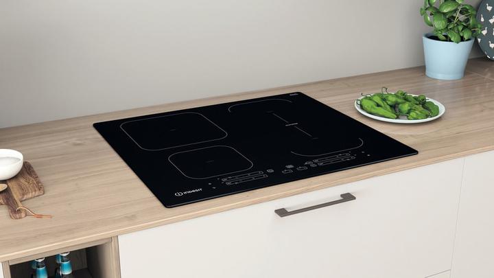 Produktbild Indesit IB 65B60 NE Schwarz Integriert 59 cm Zonen-Induktionskochfeld 4 Zone(n)