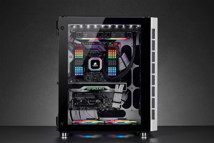 Actual product image Corsair 680X RGB (ATX, mATX, Mini-ITX, E-ATX)