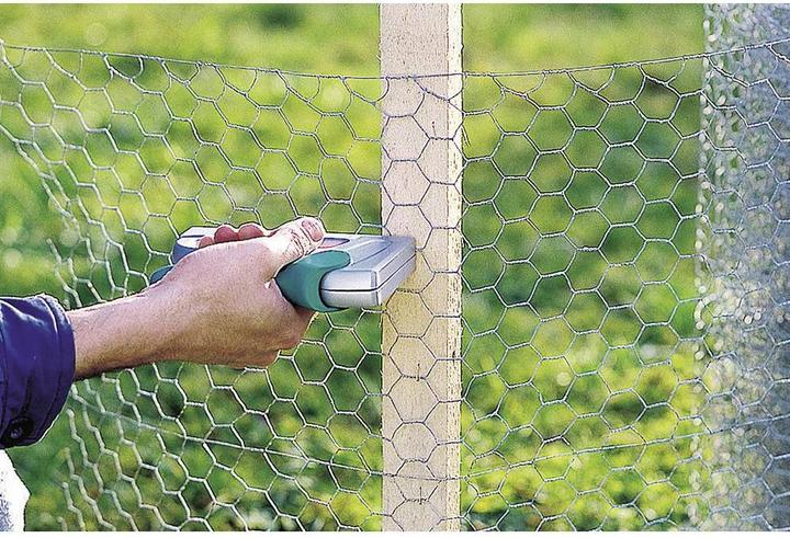 Actual product image wolfcraft Handheld tacker