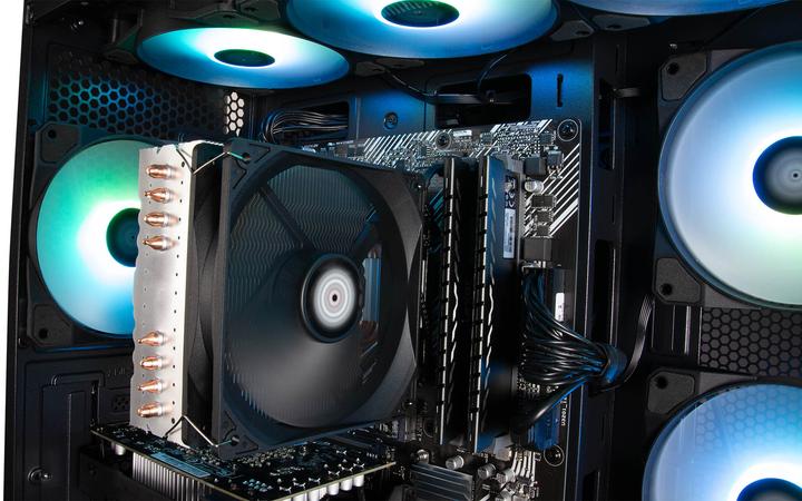 Produktbild Captiva Advanced Gaming R92-580 Ryzen 5 RTX 5060 Ti (AMD Ryzen 5 5500, 32 GB, 1000 GB, GeForce RTX 5060 Ti)