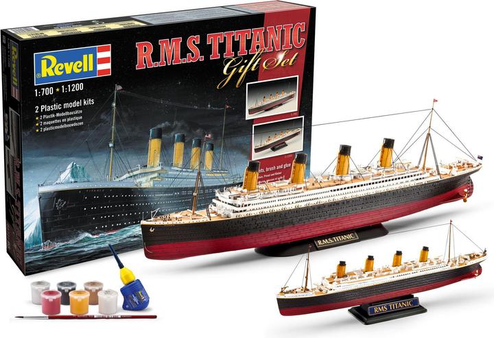 Actual product image Revell Gift set Titanic
