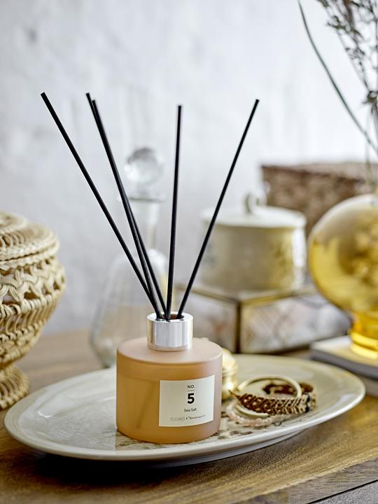 Actual product image Illume x Bloomingville NO. 5 - Sea Salt (100 ml)
