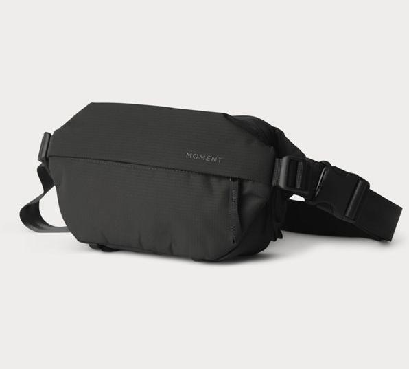 Moment Fanny Sling 2L V3 Black (2 l)