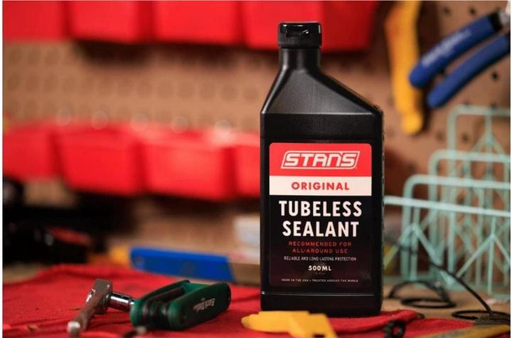 Actual product image Notubes Stan's Original Tubeless Sealant 1000 ml