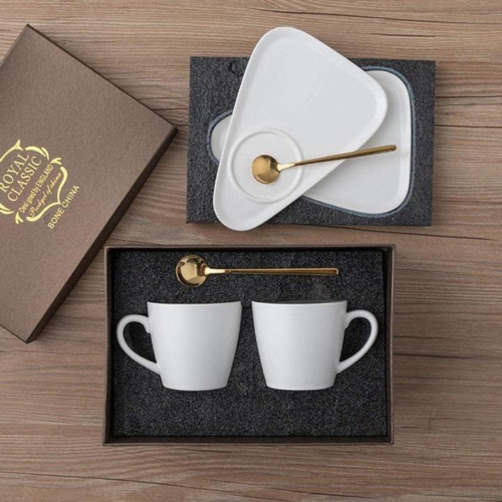 Image du produit JTI Set de 2 tasses, soucoupes et cuillères à café - Blanc (1 x)