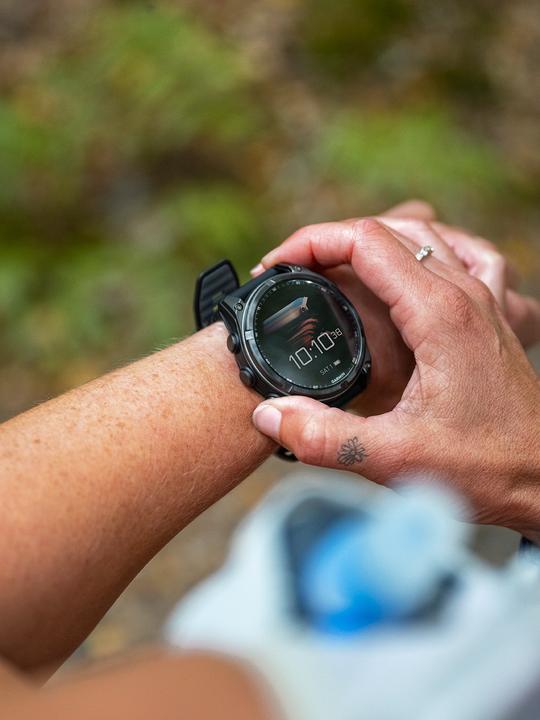 Image du produit Garmin Fenix 8 Solar Sapphire Titan (47 mm)