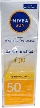 Immagine prodotto NIVEA SUN CONTROL SHINE medio opacizzante per il viso SPF50 40 ml (Crema solare viso, SPF 50, 40 ml)