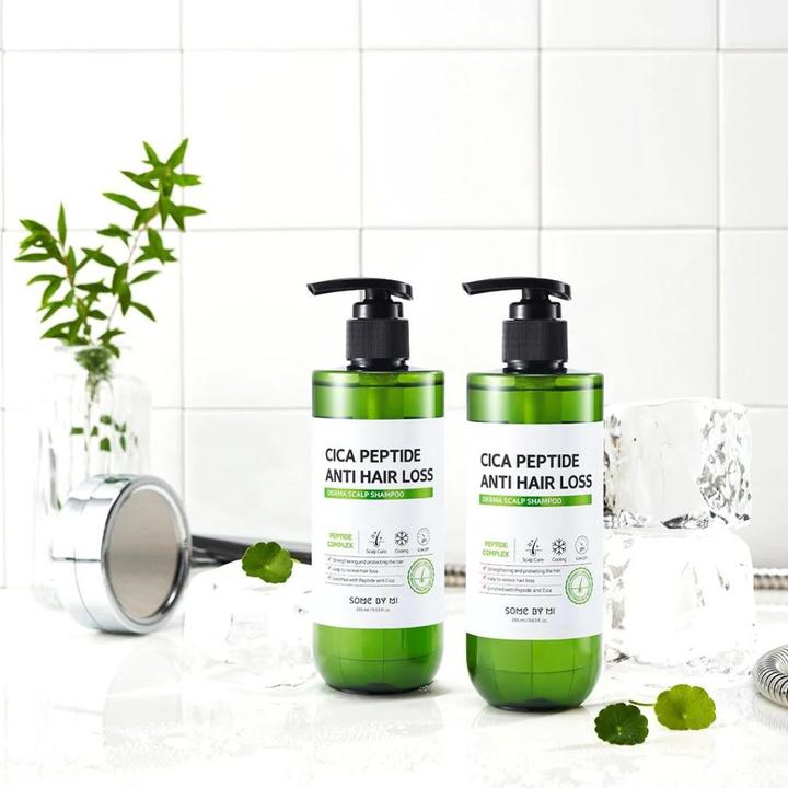Produktbild Some By Mi Cica Peptide Anti Hair Loss Derma Scalp Shampoo 285ml (285 ml, Flüssiges Shampoo)
