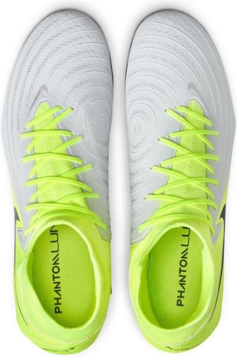Actual product image Nike Phantom Luna Academy Fussballschuhe / (42.5)