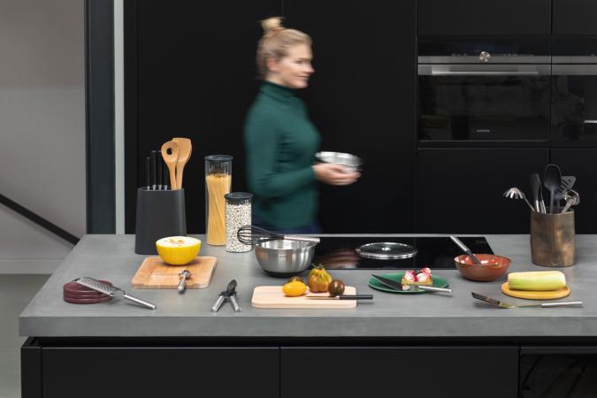 Immagine prodotto Brabantia Cucchiaio per servire Nuova Linea Profilo 38,6 cm Nero/Argento
