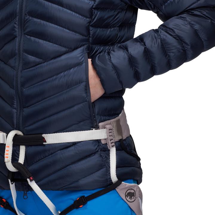 Actual product image Mammut Broad Peak IN Hooded Jacket Women (S)
