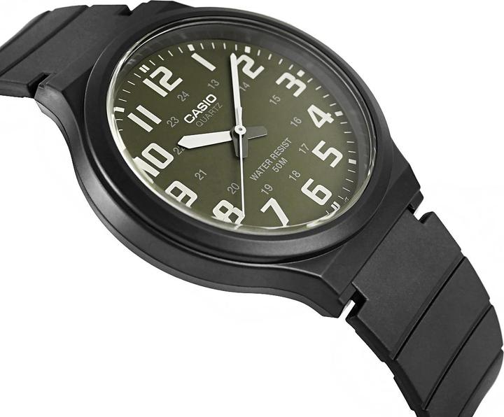 Actual product image Casio MW-240-3B (Analogue wristwatch, 43 mm)