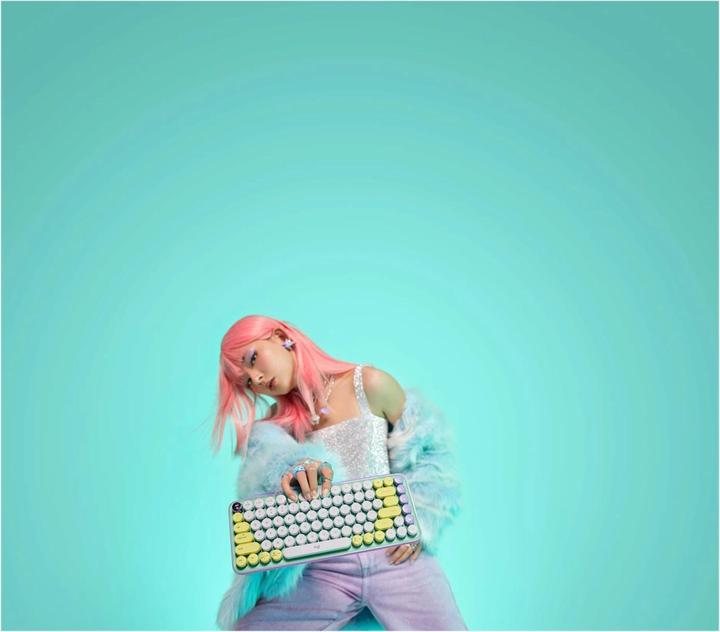 Actual product image Logitech POP Keys (CH, Wireless)