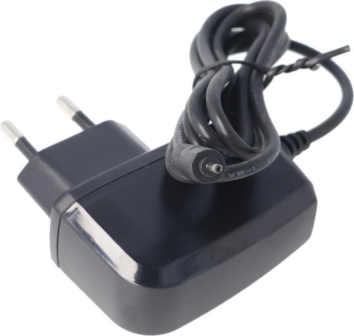 Actual product image AccuCell Travel charger Nokia 6070, 6101, 6111, 6136, Nokia AC-3, AC-4 (2.0mm plug) (6101, 6111, Nokia 6070)