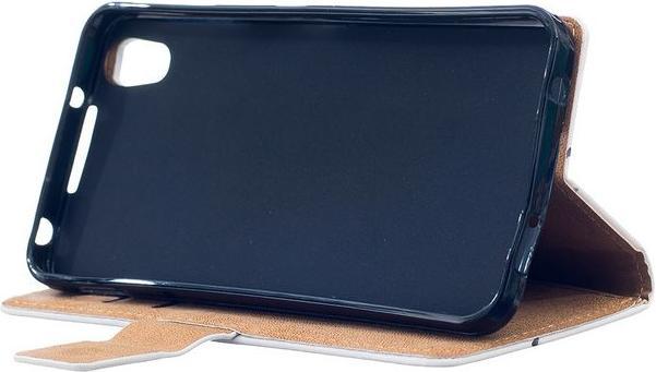 Produktbild MU Style Case aus Leder mit kleine Eulen (Blackberry DTEK50)