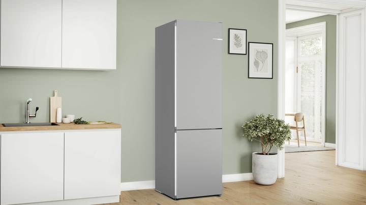 Produktbild Bosch Hausgeräte Serie 4 Freistehende KühlGefrierKombination mit Gefrierbereich unten 203 x 60 cm (363 l)