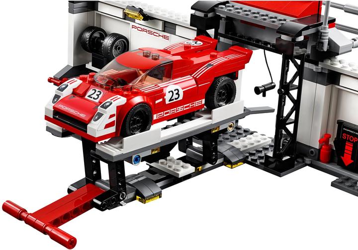 Produktbild LEGO Speed Champions Porsche 919 Hybrid and 917K Pit Lane (75876, LEGO Speed Champions)