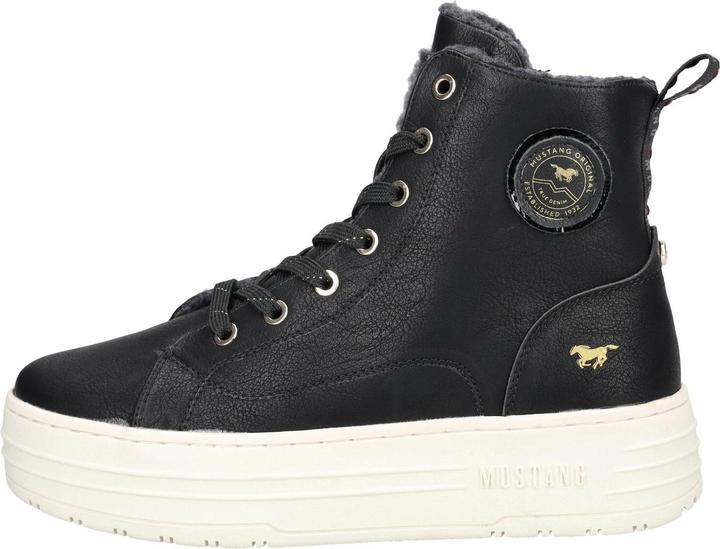 Actual product image Mustang Sneaker (40)