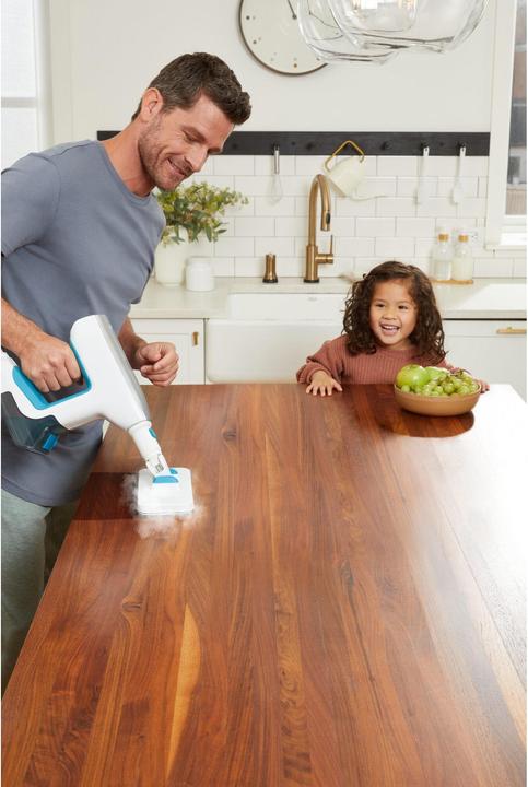 Actual product image Black & Decker Steam Cleaner BHSM15FX10-QS (1501 W)