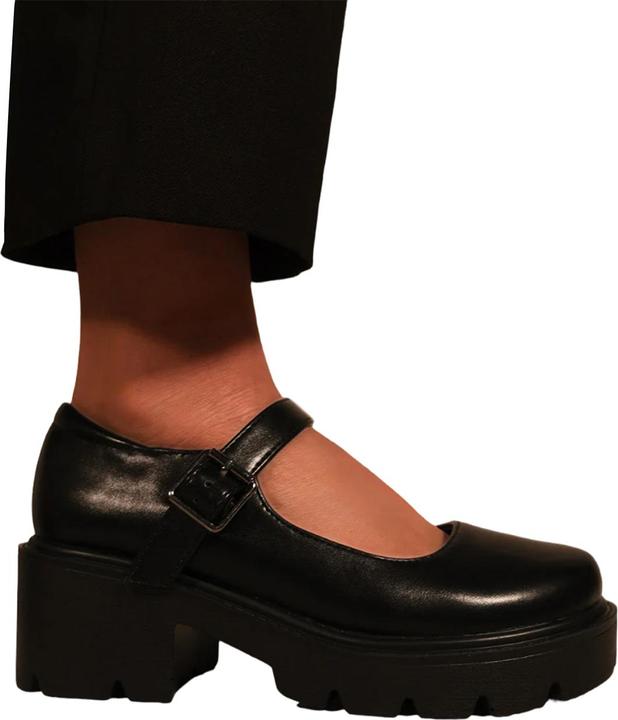 Produktbild Where's That From Riemchenschuhe Rylee Retro (40)