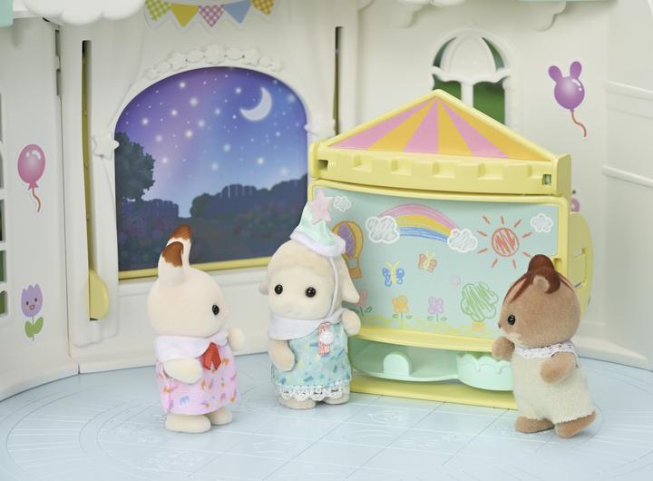 Actual product image Sylvanian Families Adventure kindergarten "Sonnenschloss"