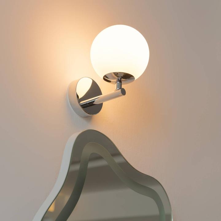 Image du produit Arcchio Applique de salle de bain LED Maviris, sphère, verre (340 lm)