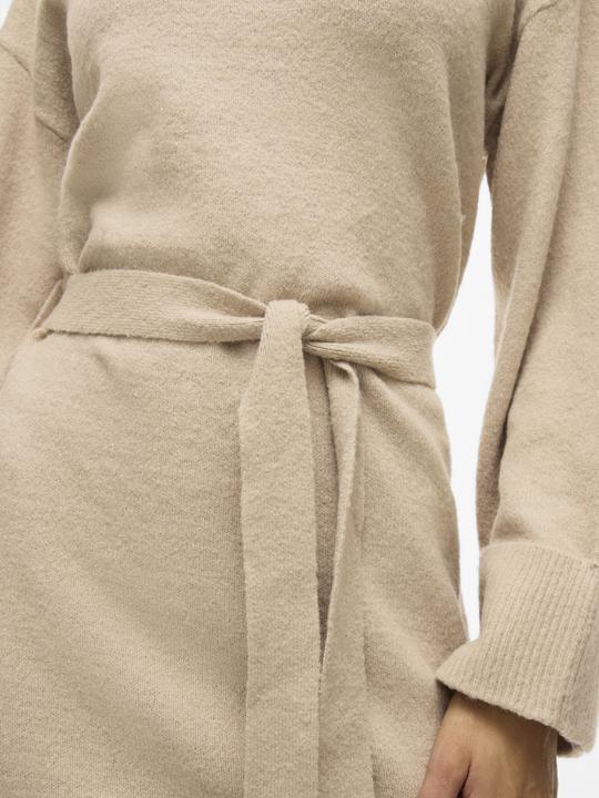 Image du produit Vila Robe en maille avec ceinture à nouer (L)