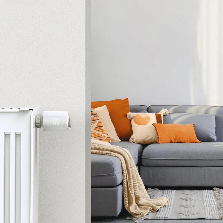 Actual product image Hama Smart WLAN heating control, 2x smart radiator thermostat + control centre