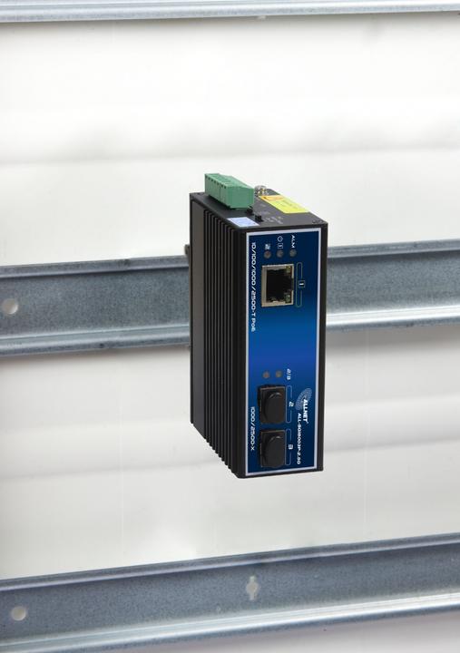 Image du produit Allnet switch non géré industriel 3 ports 2.5gigabit 90w / 1x poe bluetooth / 2x sfp 1g/2.5g / ventilation (3 Ports)