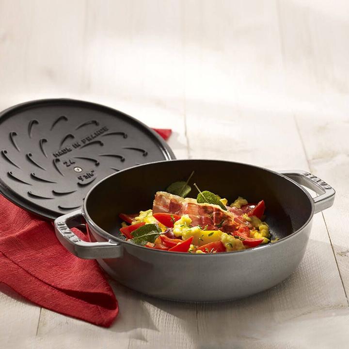 Produktbild Staub Bräter mit Chistera Drop-Structure (28 cm, Bräter + Schmortopf, Gusseisen)