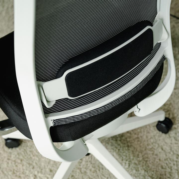 Produktbild Yaasa Chair Expert - weiss