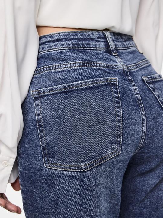 Actual product image Pieces PCBELLA HW Straight Fit Jeans (W30/L32)