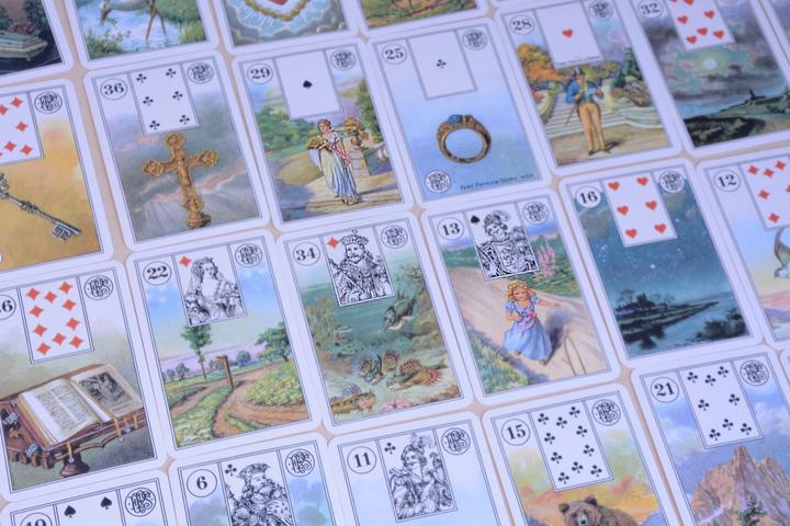 Actual product image Mlle Lenormand fortune telling cards No. 194115 (German)