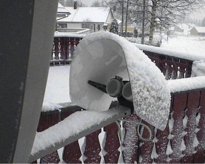 Actual product image Para Protection LNB weather protection cover