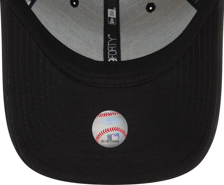Produktbild New Era 9Forty Strapback Cap - New York Yankees schwarz