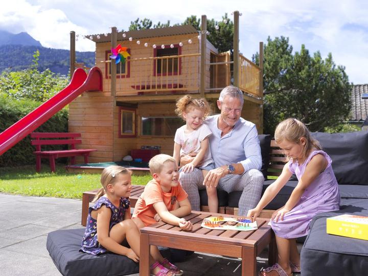 Actual product image Brändi Igeli (German, English, French)