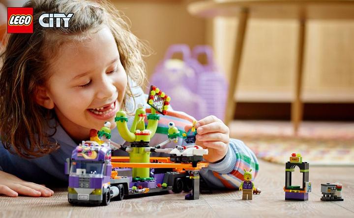 Immagine prodotto LEGO Camion con giostra spaziale (60313, LEGO City)