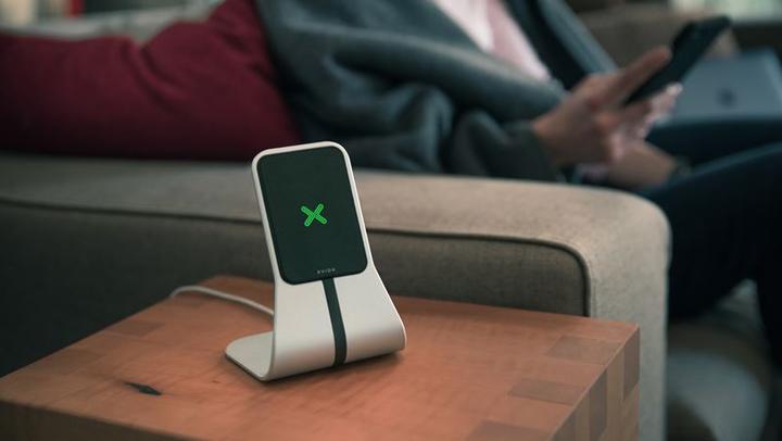 Produktbild Xvida Ladegerät „ Wireless Charging Desk Stand Industrial 2 A“ (34560-uniW). (7.50 W)