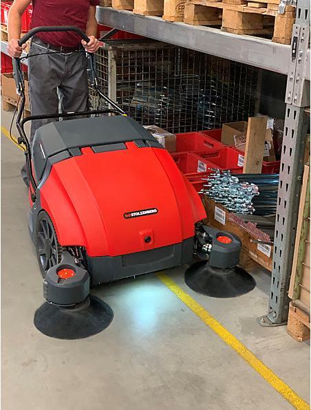 Immagine prodotto Stolzenberg Spazzatrice Twin Sweep, TS 900E Basic, con sistema di spazzole a tandem.