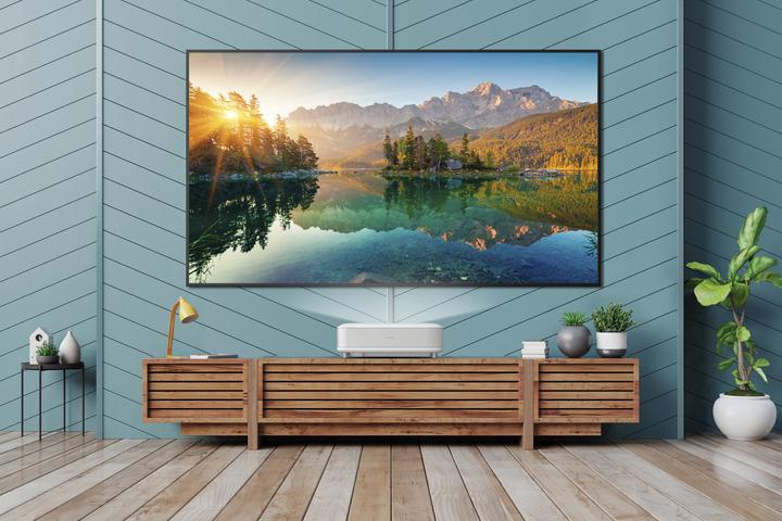 Immagine prodotto Epson EH-LS650W (4K, 3600 lm, 0.25 - 0.62 : 1)