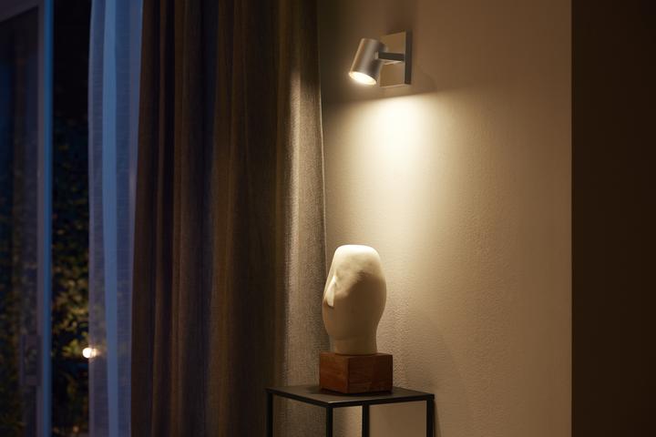 Produktbild Philips Hue Argenta Basis BT (350 lm, GU10)